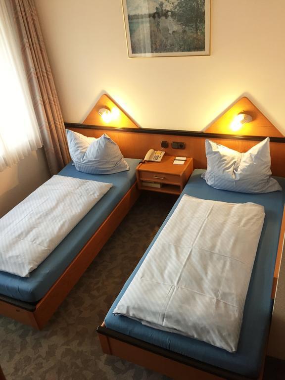 Hotel Ambassador Bonn Habitación foto