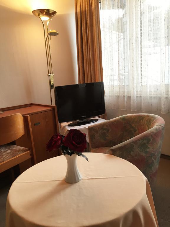 Hotel Ambassador Bonn Habitación foto