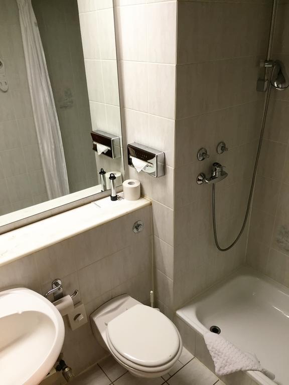 Hotel Ambassador Bonn Habitación foto